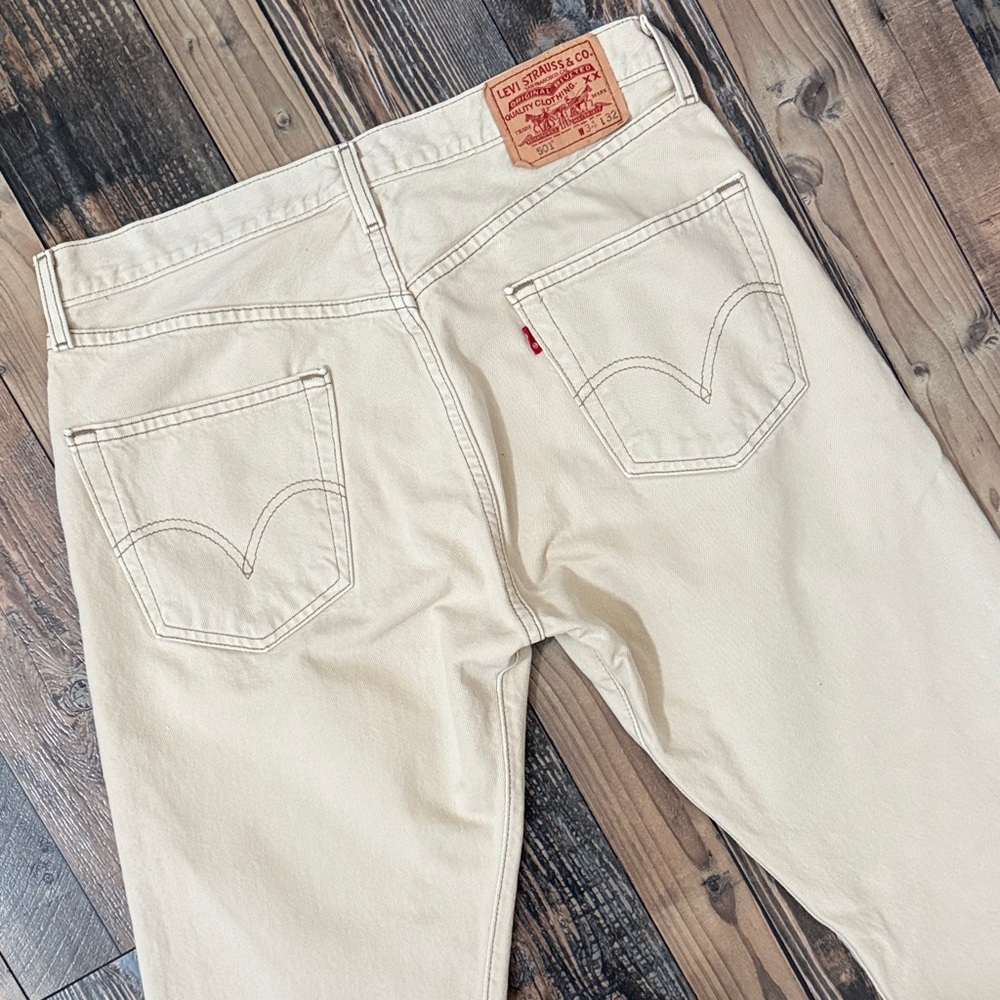 Levi's 501 Men's Jeans in light tan 34x32